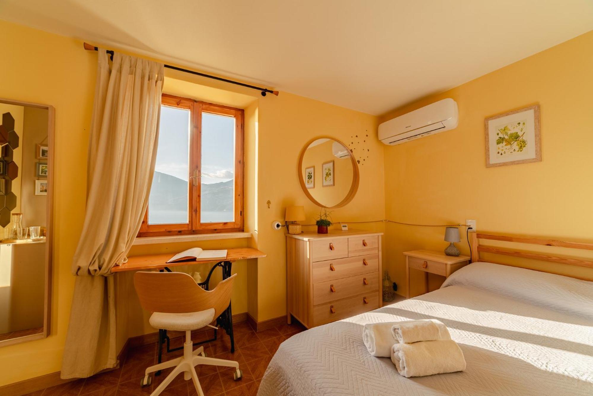 Garda Doma Bed & Breakfast Brenzone sul Garda Eksteriør bilde
