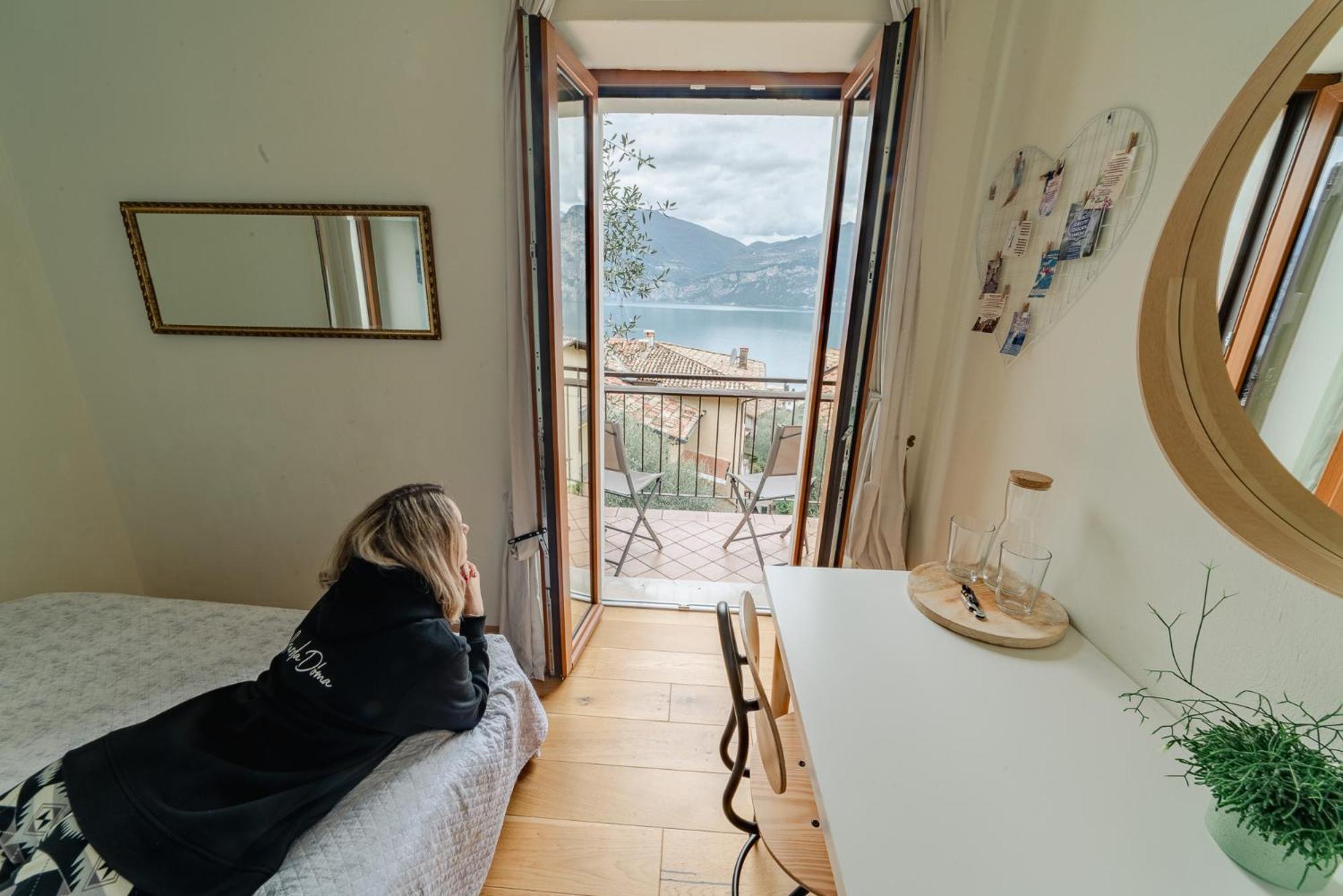 Garda Doma Bed & Breakfast Brenzone sul Garda Eksteriør bilde