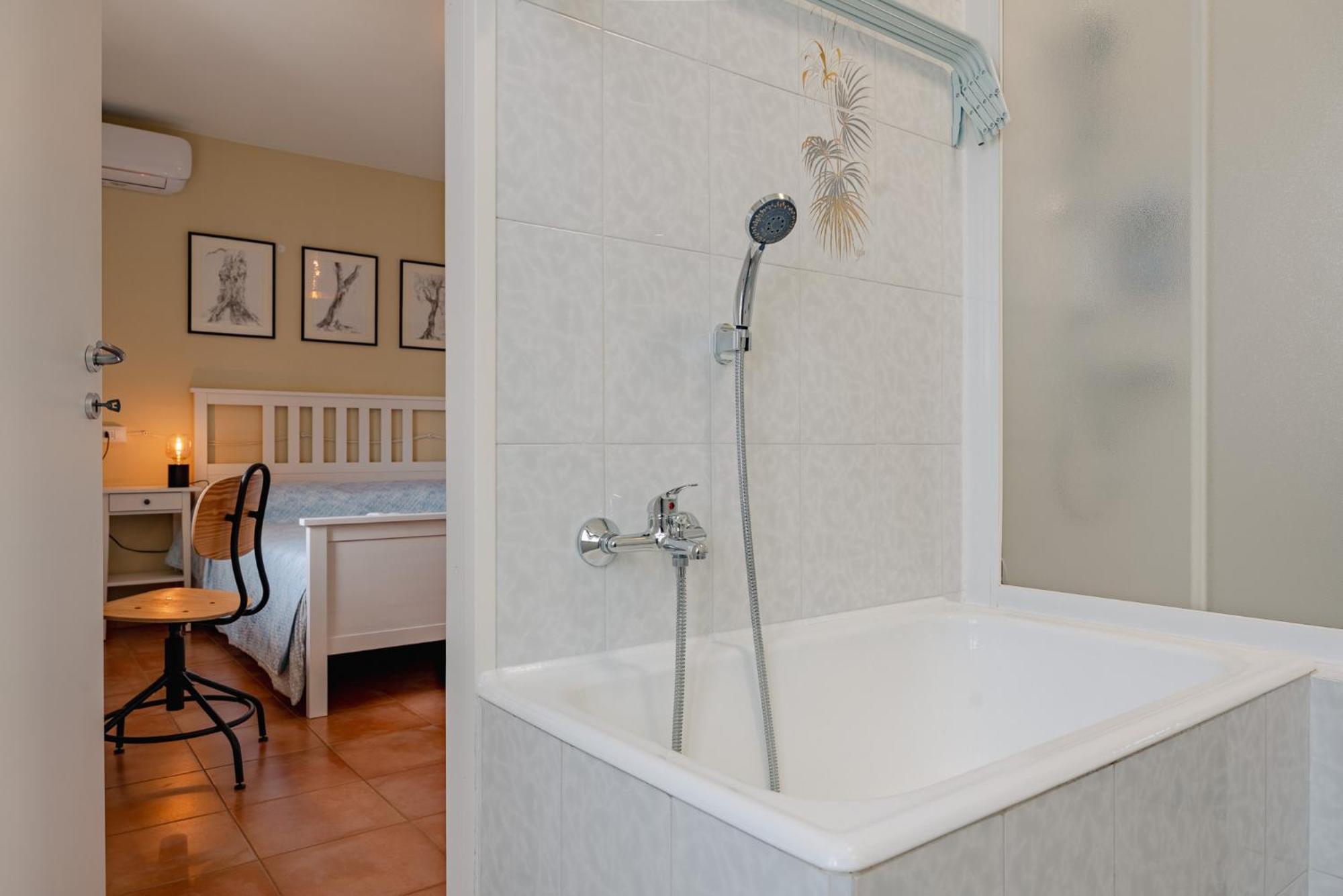 Garda Doma Bed & Breakfast Brenzone sul Garda Eksteriør bilde