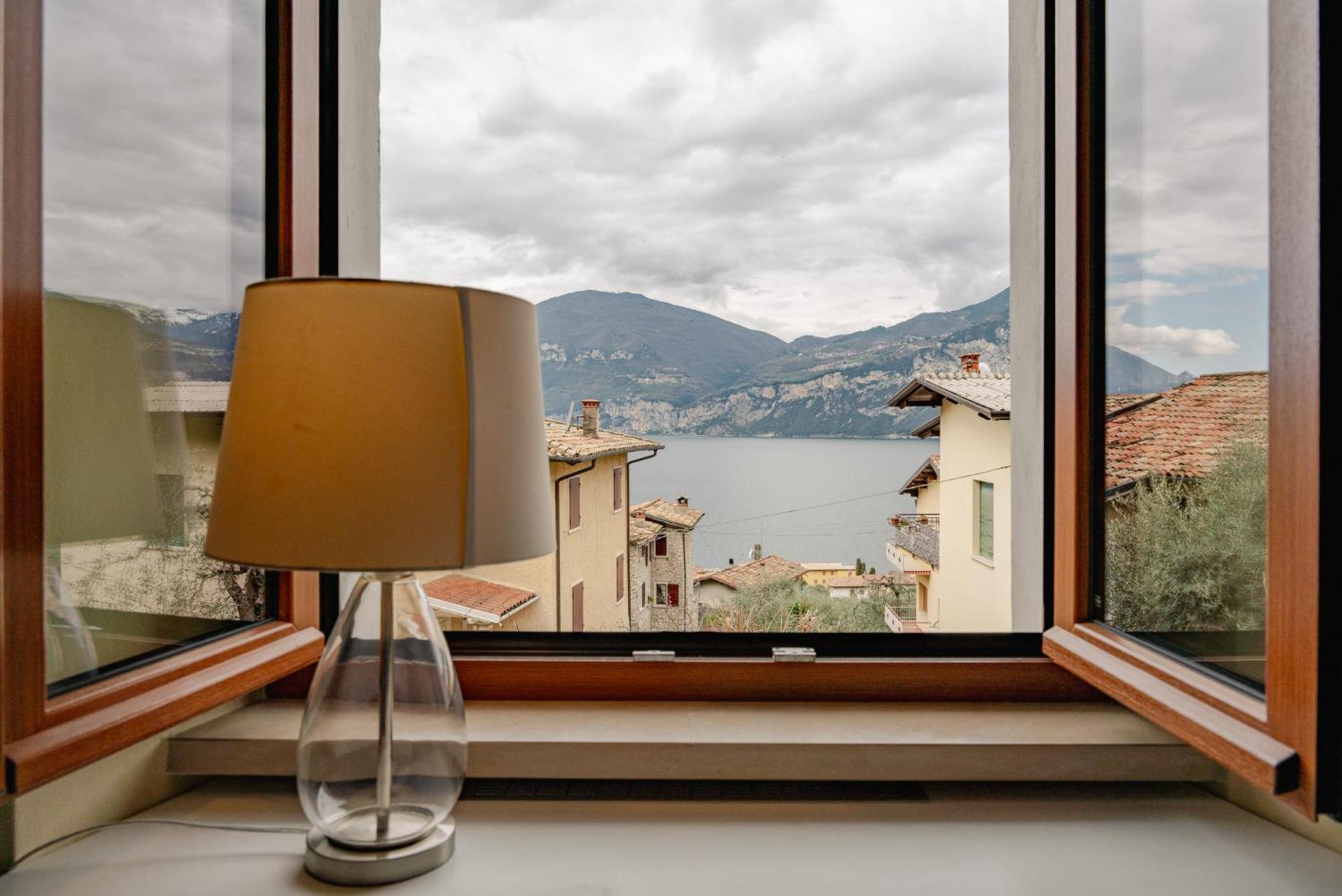 Garda Doma Bed & Breakfast Brenzone sul Garda Eksteriør bilde