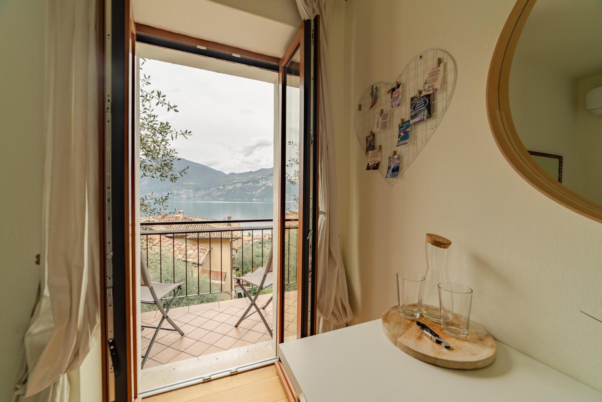 Garda Doma Bed & Breakfast Brenzone sul Garda Eksteriør bilde