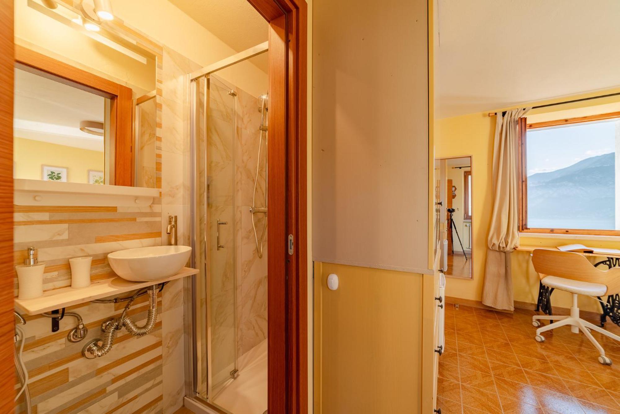 Garda Doma Bed & Breakfast Brenzone sul Garda Eksteriør bilde
